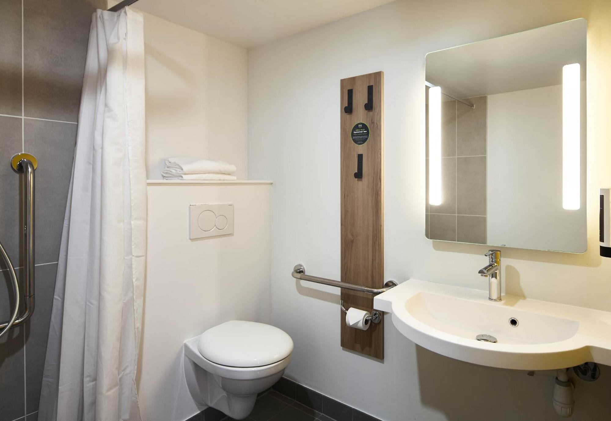 B&B Hotel Bois D'Arcy Saint Quentin En Yvelines Eksteriør billede